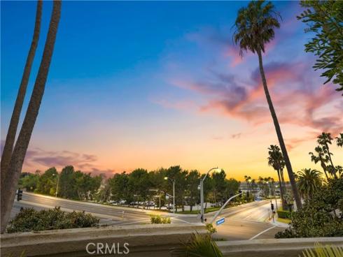 1  Sea Cove Lane  , Newport Beach, CA