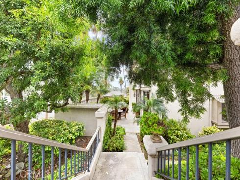 1  Sea Cove Lane  , Newport Beach, CA