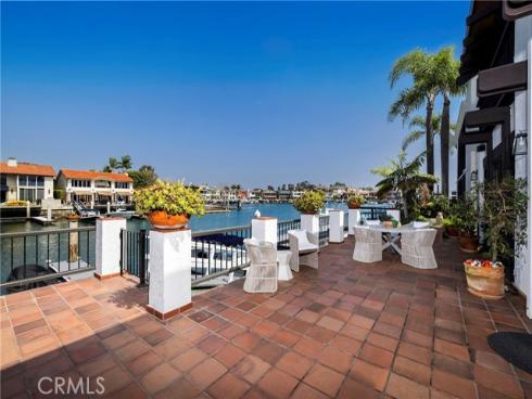 47  Linda Isle  , Newport Beach, CA