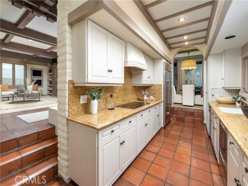 47  Linda Isle  , Newport Beach, CA