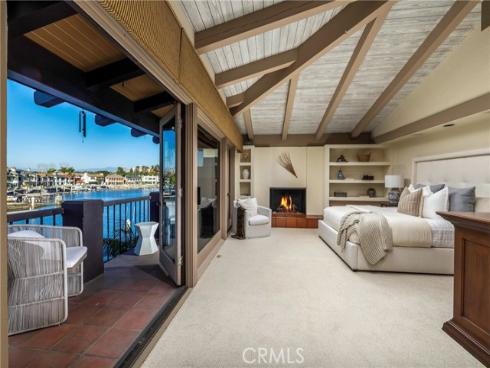 47  Linda Isle  , Newport Beach, CA
