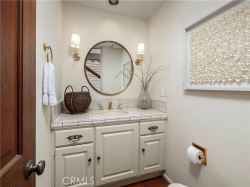 47  Linda Isle  , Newport Beach, CA