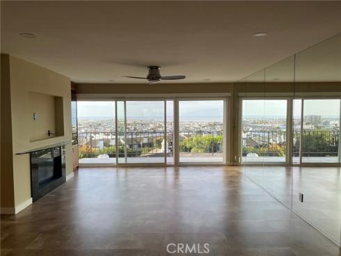 101  Scholz Plaza Ph18  , Newport Beach, CA