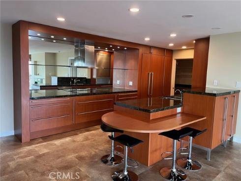 101  Scholz Plaza Ph18  , Newport Beach, CA