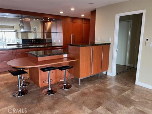 101  Scholz Plaza Ph18  , Newport Beach, CA