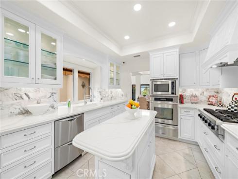 15  Sea Cove  , Newport Beach, CA