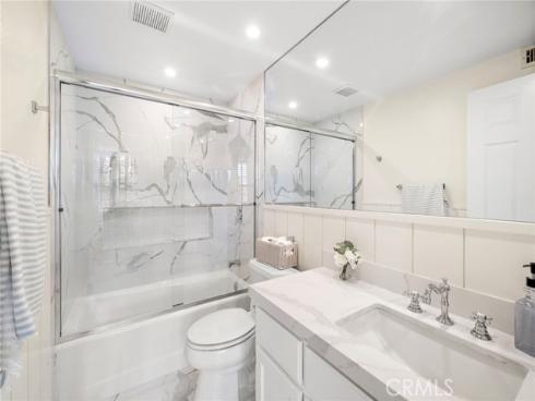 15  Sea Cove  , Newport Beach, CA