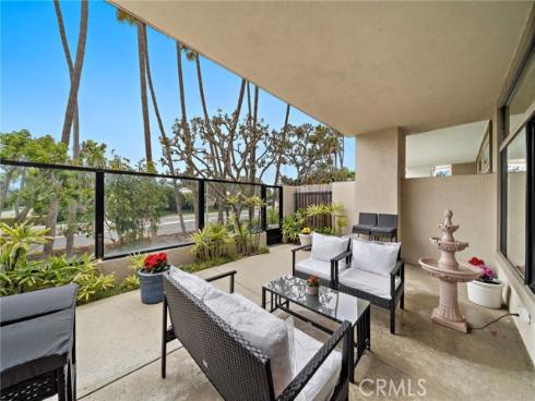 15  Sea Cove  , Newport Beach, CA