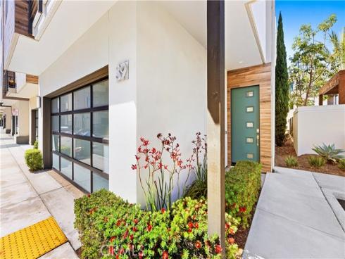 39  Ebb Tide Cir  , Newport Beach, CA