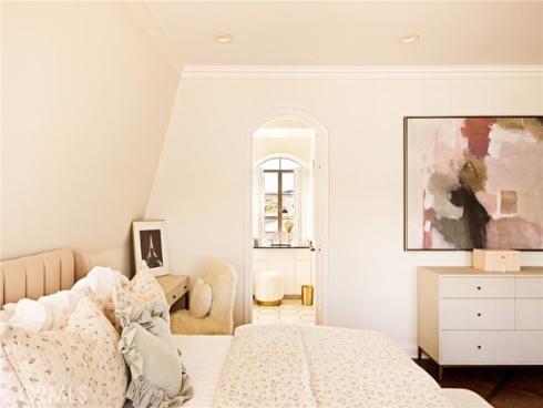 2116 E Balboa   Boulevard, Newport Beach, CA