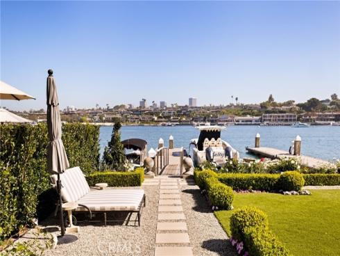 2116 E Balboa   Boulevard, Newport Beach, CA