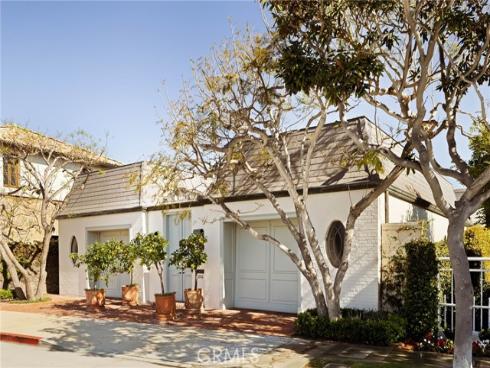 2116 E Balboa   Boulevard, Newport Beach, CA
