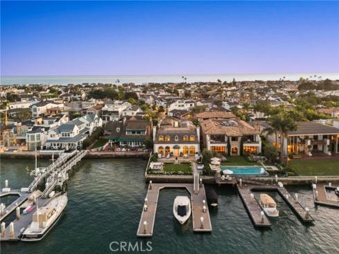 2116 E Balboa   Boulevard, Newport Beach, CA