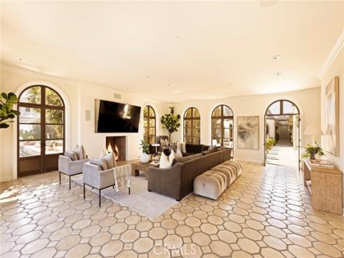 2116 E Balboa   Boulevard, Newport Beach, CA