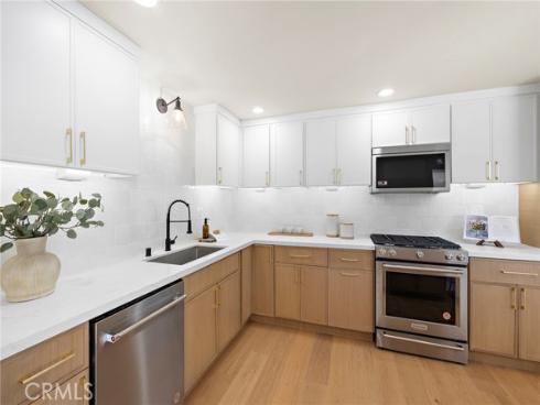4 Odyssey Court, Newport Beach, CA