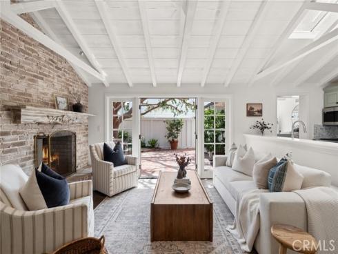 2571  Waverly   Drive, Newport Beach, CA