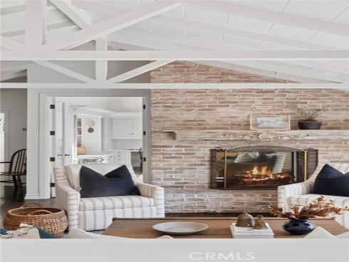 2571  Waverly   Drive, Newport Beach, CA