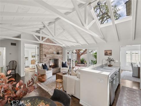 2571  Waverly   Drive, Newport Beach, CA