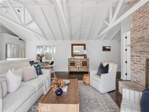 2571  Waverly   Drive, Newport Beach, CA