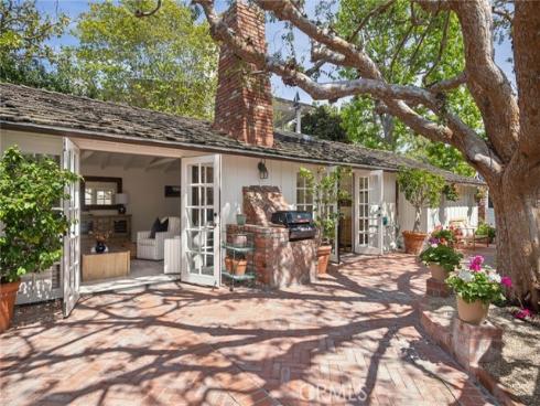 2571  Waverly   Drive, Newport Beach, CA