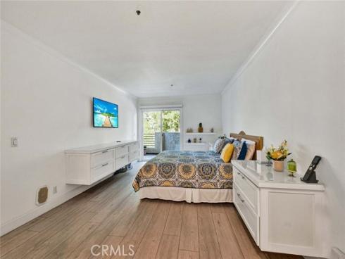 950  Cagney  207 , Newport Beach, CA