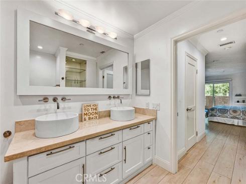 950  Cagney  207 , Newport Beach, CA