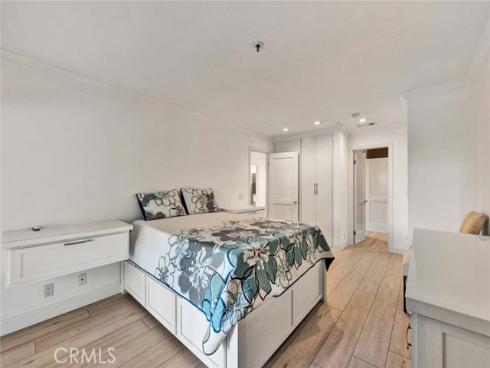 950  Cagney  207 , Newport Beach, CA