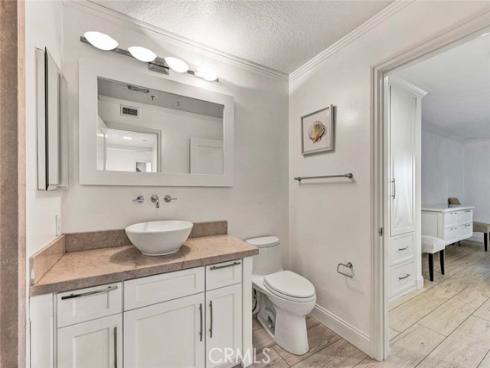 950  Cagney  207 , Newport Beach, CA