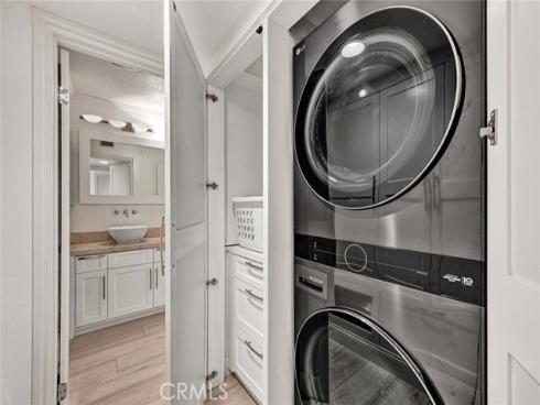 950  Cagney  207 , Newport Beach, CA