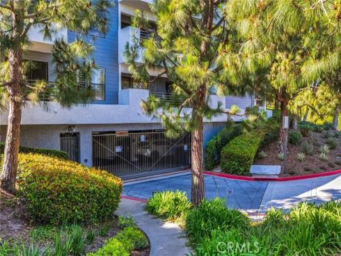 950  Cagney  207 , Newport Beach, CA