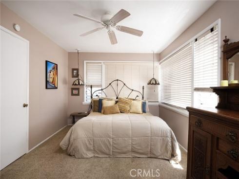 327  Onyx  , Newport Beach, CA