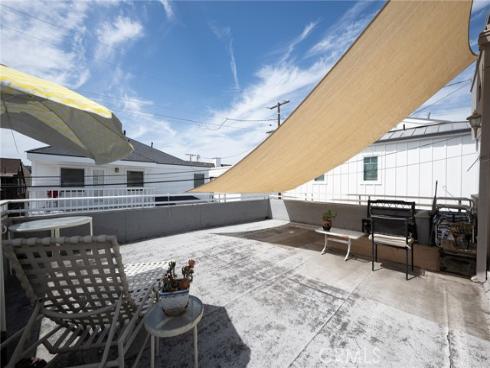 327  Onyx  , Newport Beach, CA