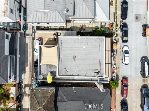 327  Onyx  , Newport Beach, CA