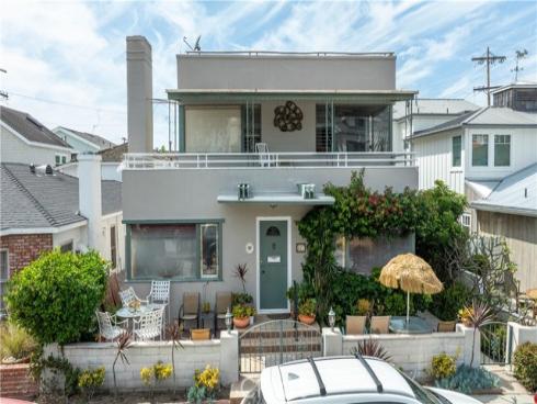 327  Onyx  , Newport Beach, CA