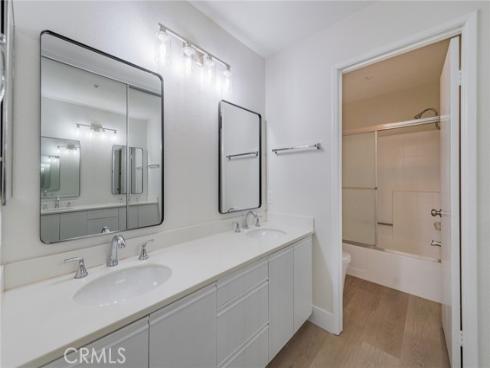 46  Villa Point  , Newport Beach, CA