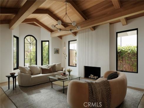 2437  Windward  , Newport Beach, CA