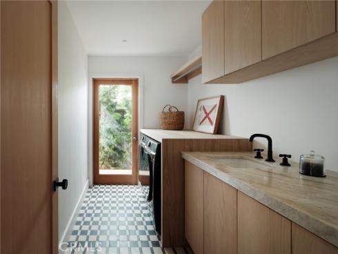 2437  Windward  , Newport Beach, CA