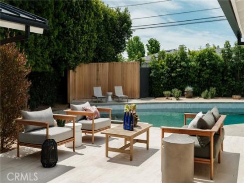 2437  Windward  , Newport Beach, CA