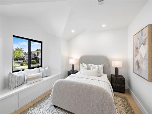 1700 Port Ashley , Newport Beach, CA