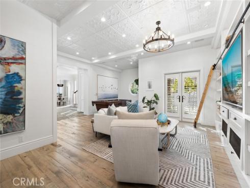 524 W Oceanfront  , Newport Beach, CA