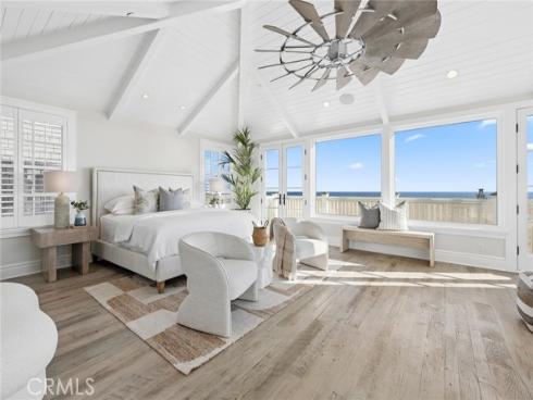 524 W Oceanfront  , Newport Beach, CA