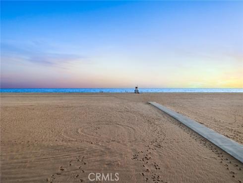 524 W Oceanfront  , Newport Beach, CA