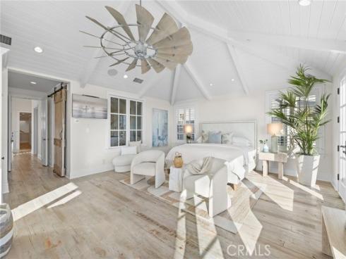 524 W Oceanfront  , Newport Beach, CA