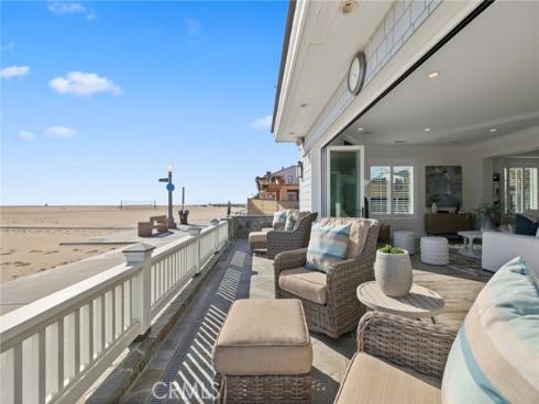 524 W Oceanfront  , Newport Beach, CA