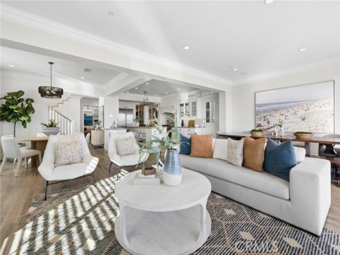 524 W Oceanfront  , Newport Beach, CA