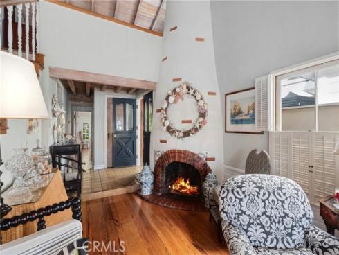 323 E Bay Front , Newport Beach, CA