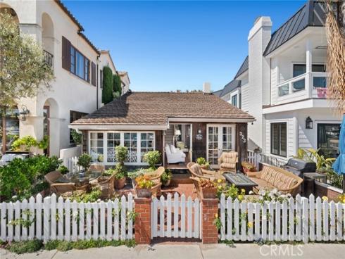 323 E Bay Front , Newport Beach, CA