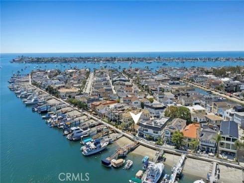 323 E Bay Front , Newport Beach, CA