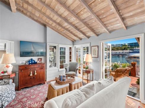 323 E Bay Front , Newport Beach, CA