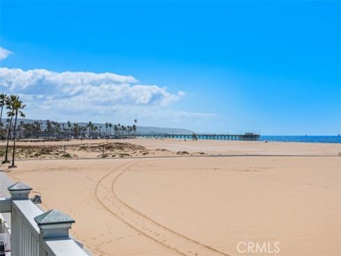 522 W Oceanfront  , Newport Beach, CA